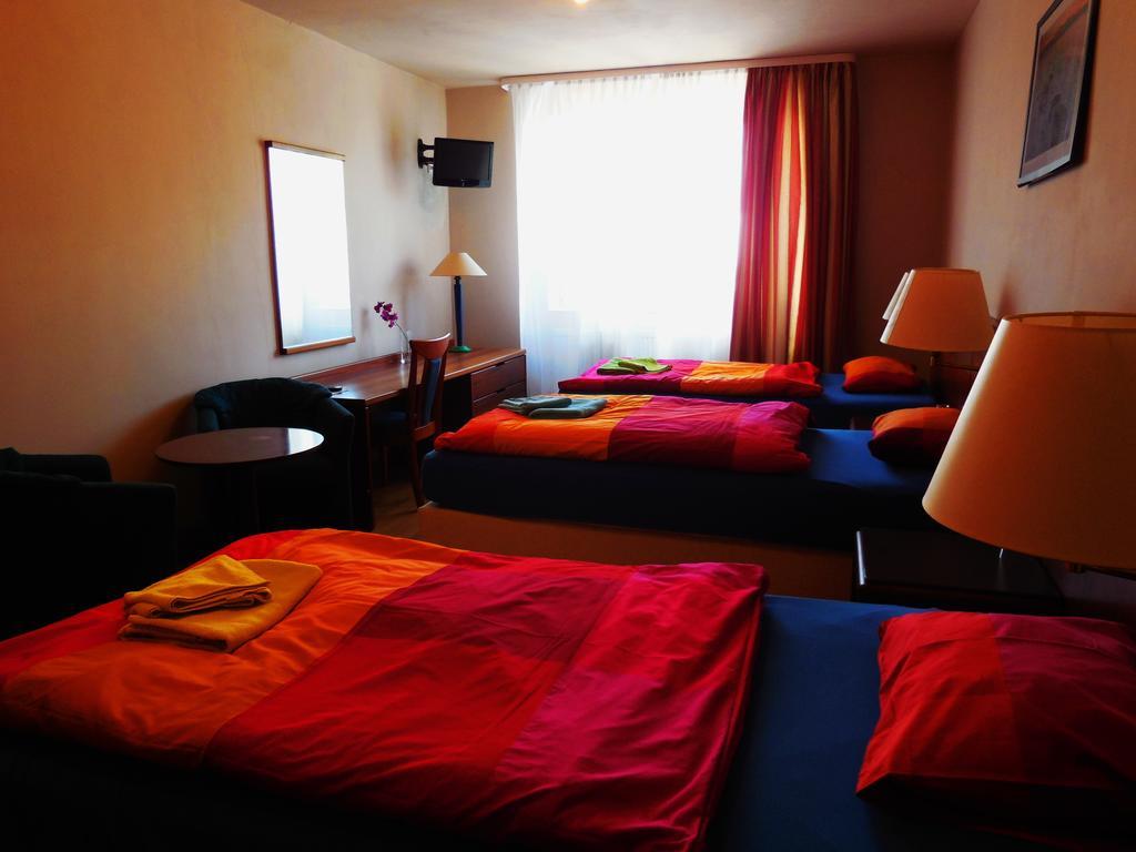 Hostel Briliant